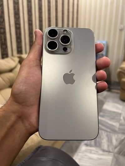 Apple iPhone 15 Pro Max