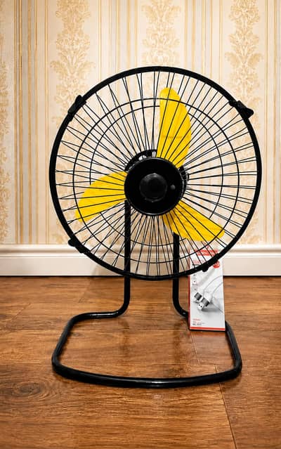 Rechargeable Fan With Battery