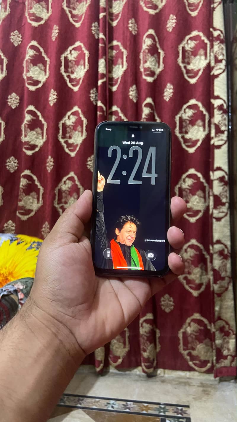 Apple iPhone 11 1