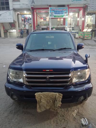 Mitsubishi Pajero I/O 2004