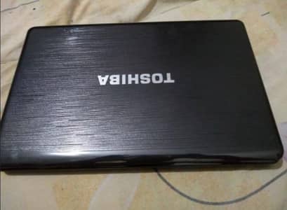 Toshiba Satellite laptop 4/128 SSD All Ok hai window nhi hai install
