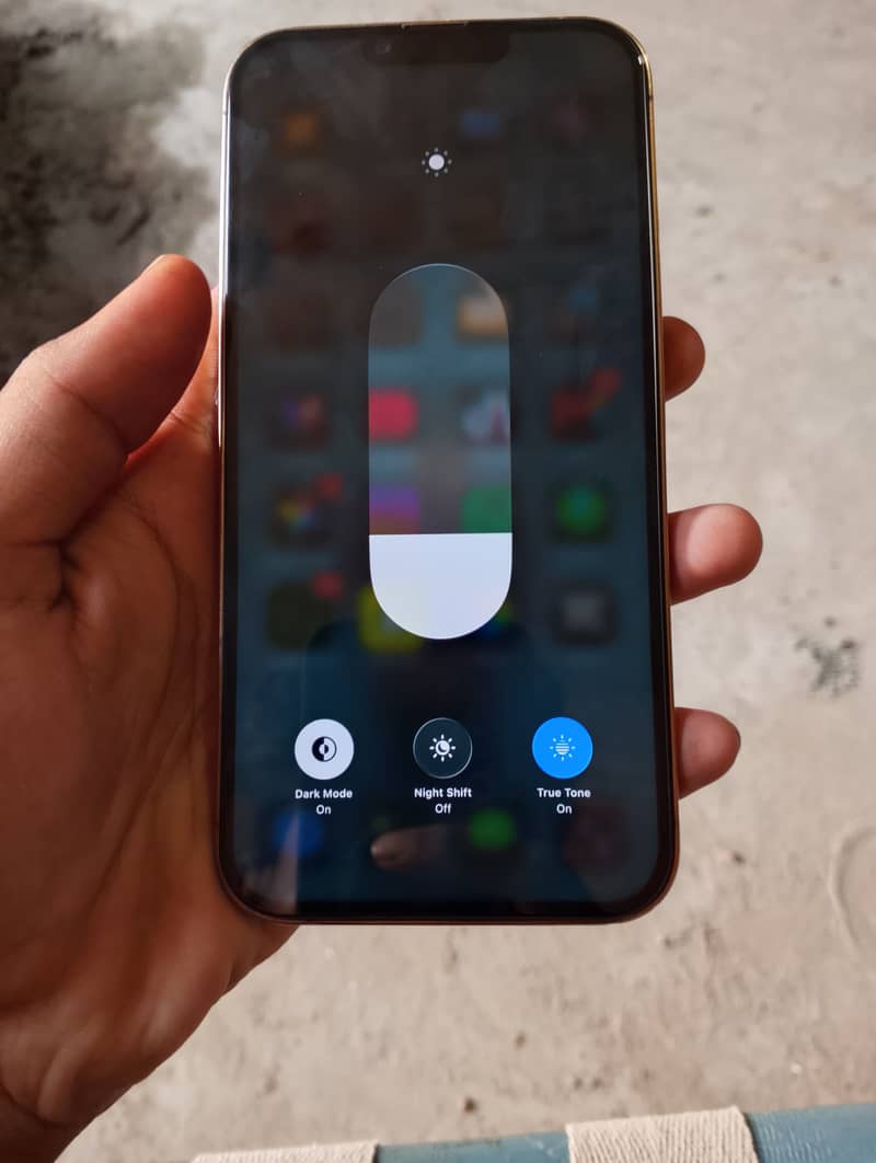 Apple iPhone 13 Pro Max 8