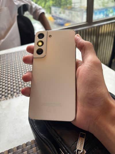 Samsung Mobile S22
