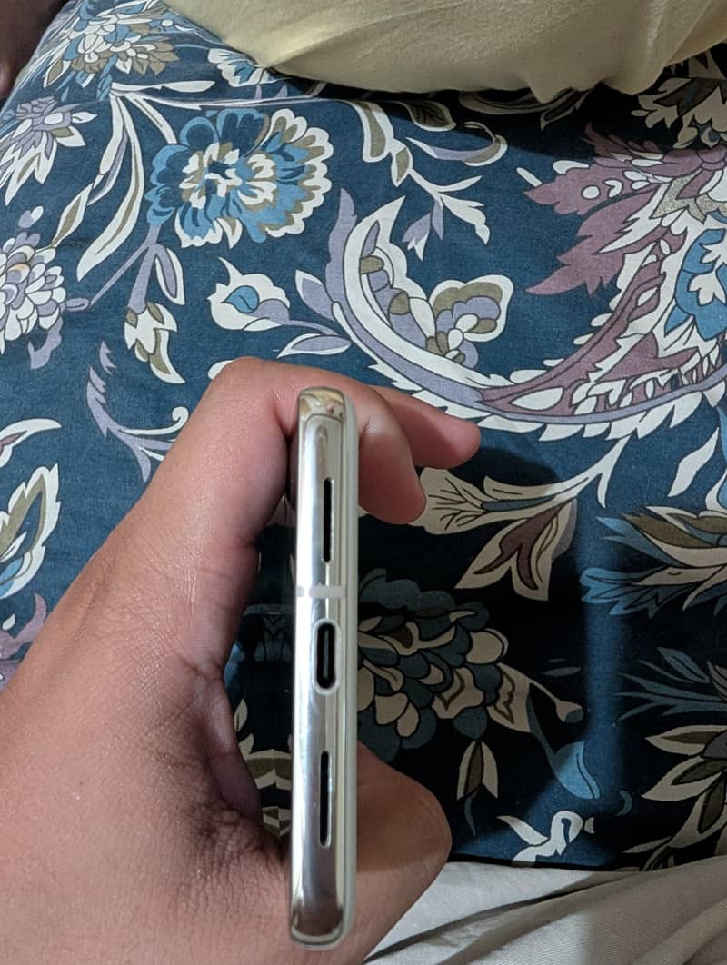 Google Pixel 8 Pro 3