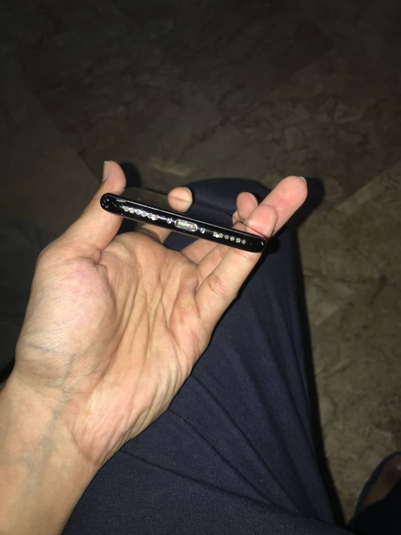 Apple iPhone 7 5