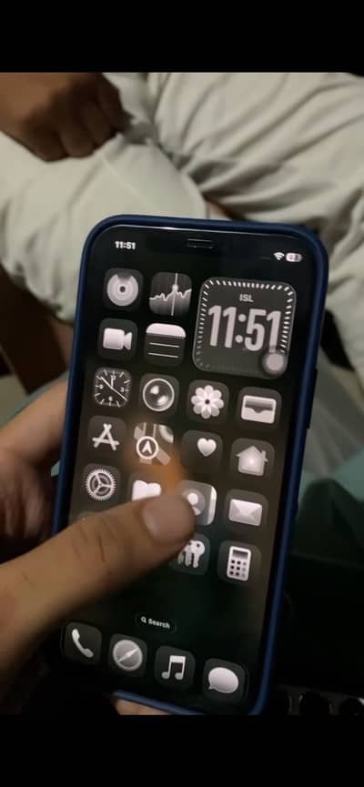 Apple iPhone 12