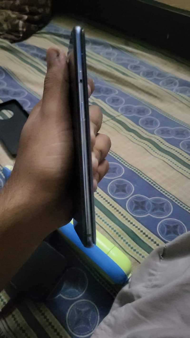 One Plus 7T 3