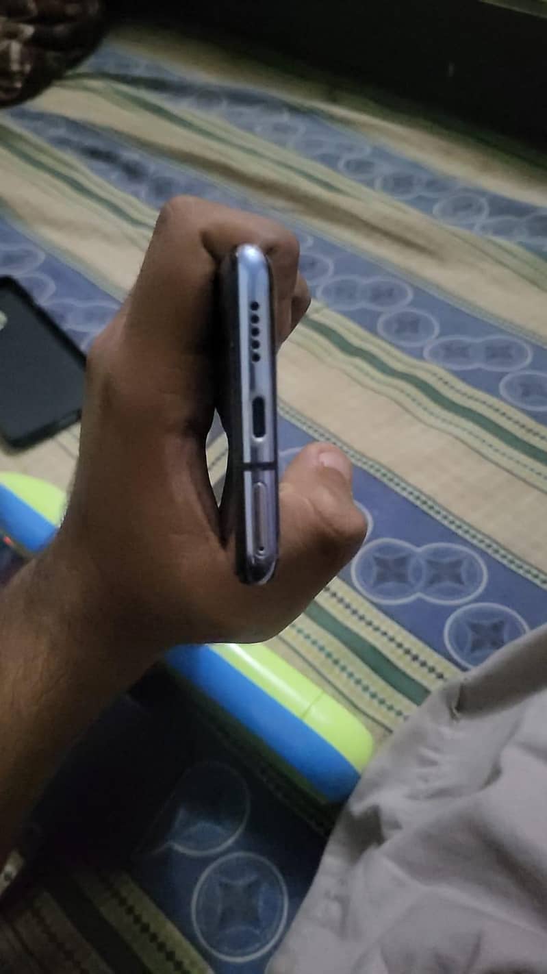 One Plus 7T 4