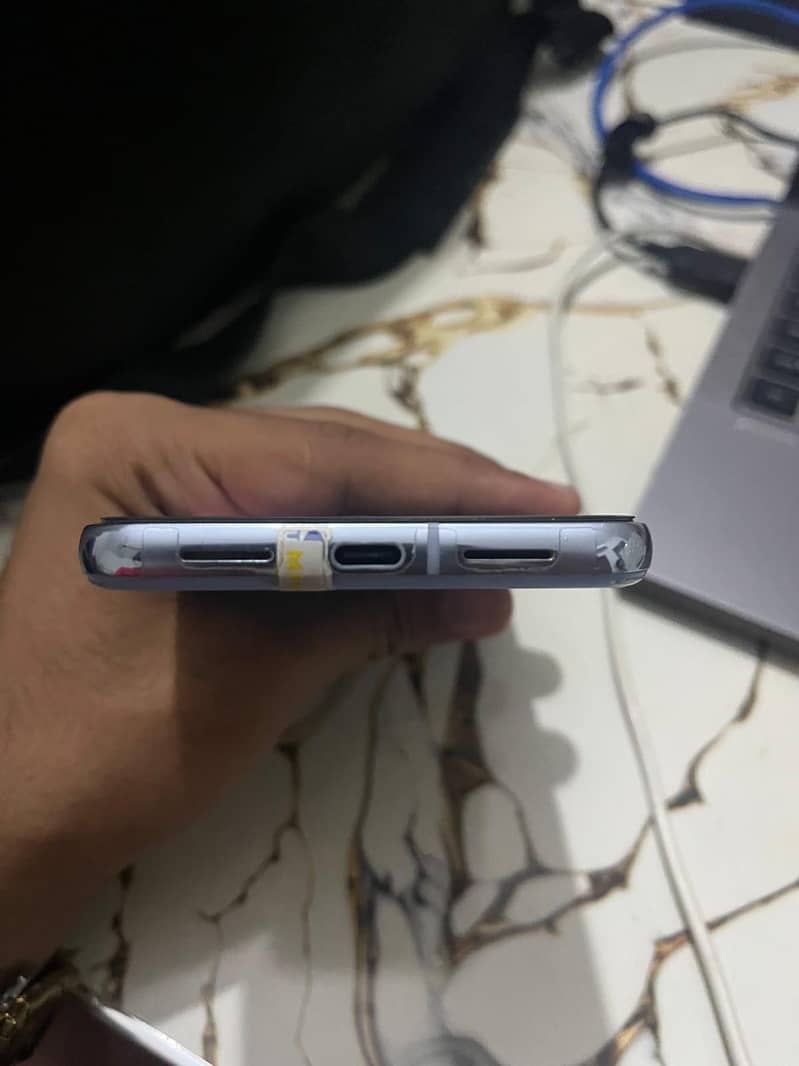 Google Pixel 8 Pro 1