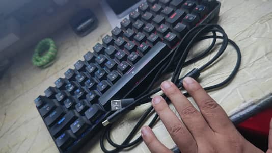 Wireless Keyboard 60% RGB and machanical