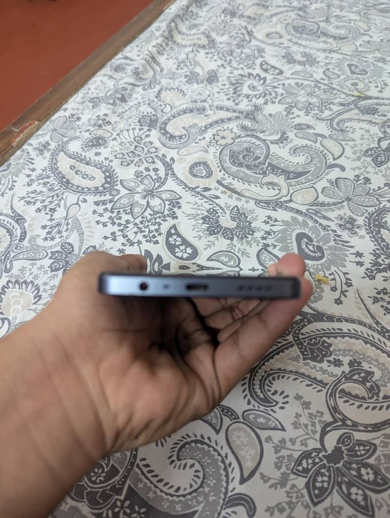 Realme Note 50 4