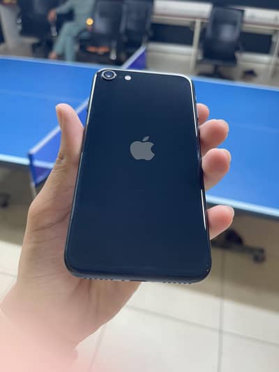 Apple iPhone SE