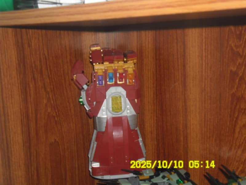 Digital camera 9