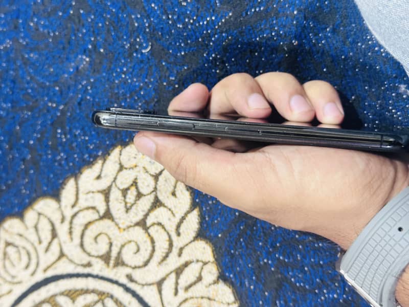 Apple iPhone X 1