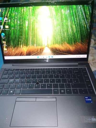 zbook hp Core i7 & 11 Genertion . 16 GB Ram 512 Hard . . . 4 GB Graphics