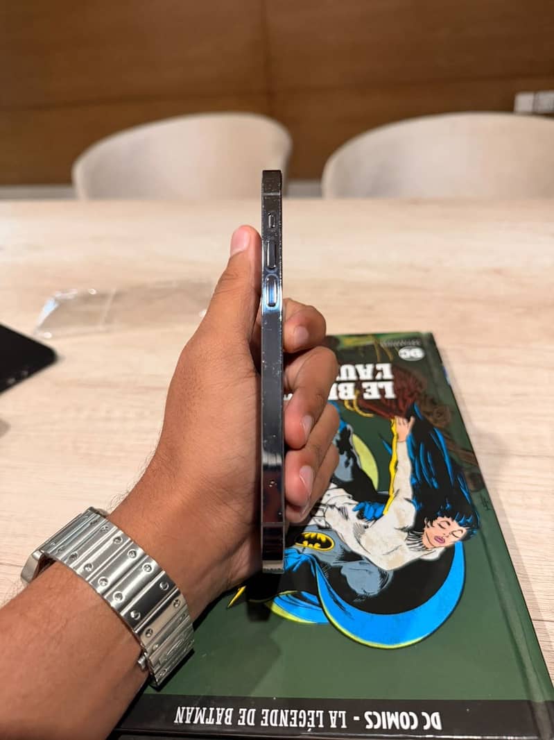 Apple iPhone 12 Pro 2