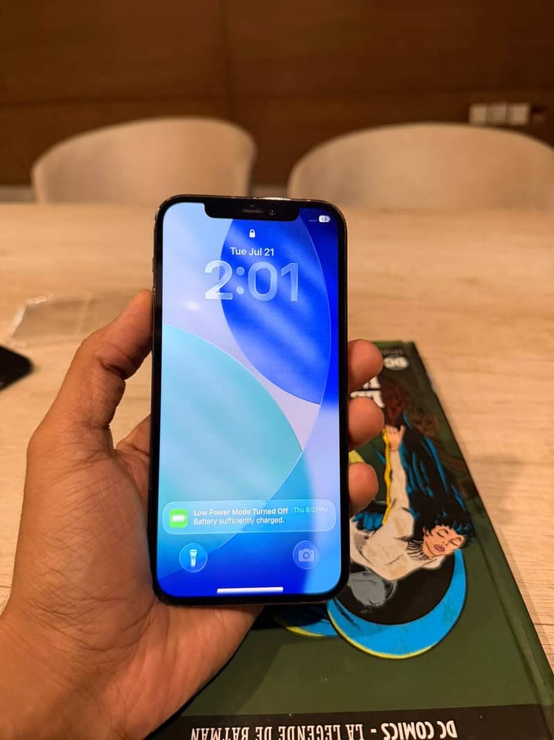 Apple iPhone 12 Pro 6