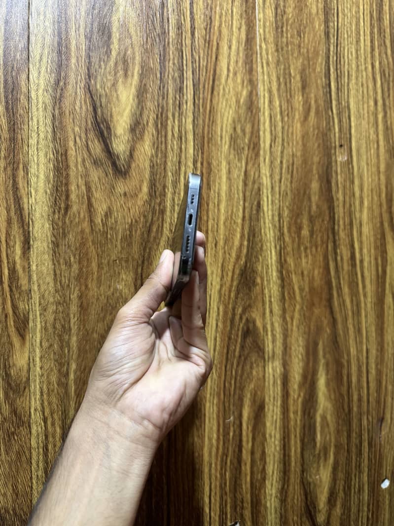 Apple iPhone 13 Pro 5