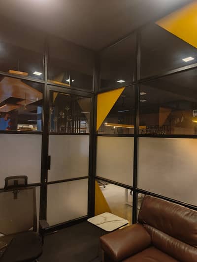 Modern Aluminum Room Partition (Excellent Condition)