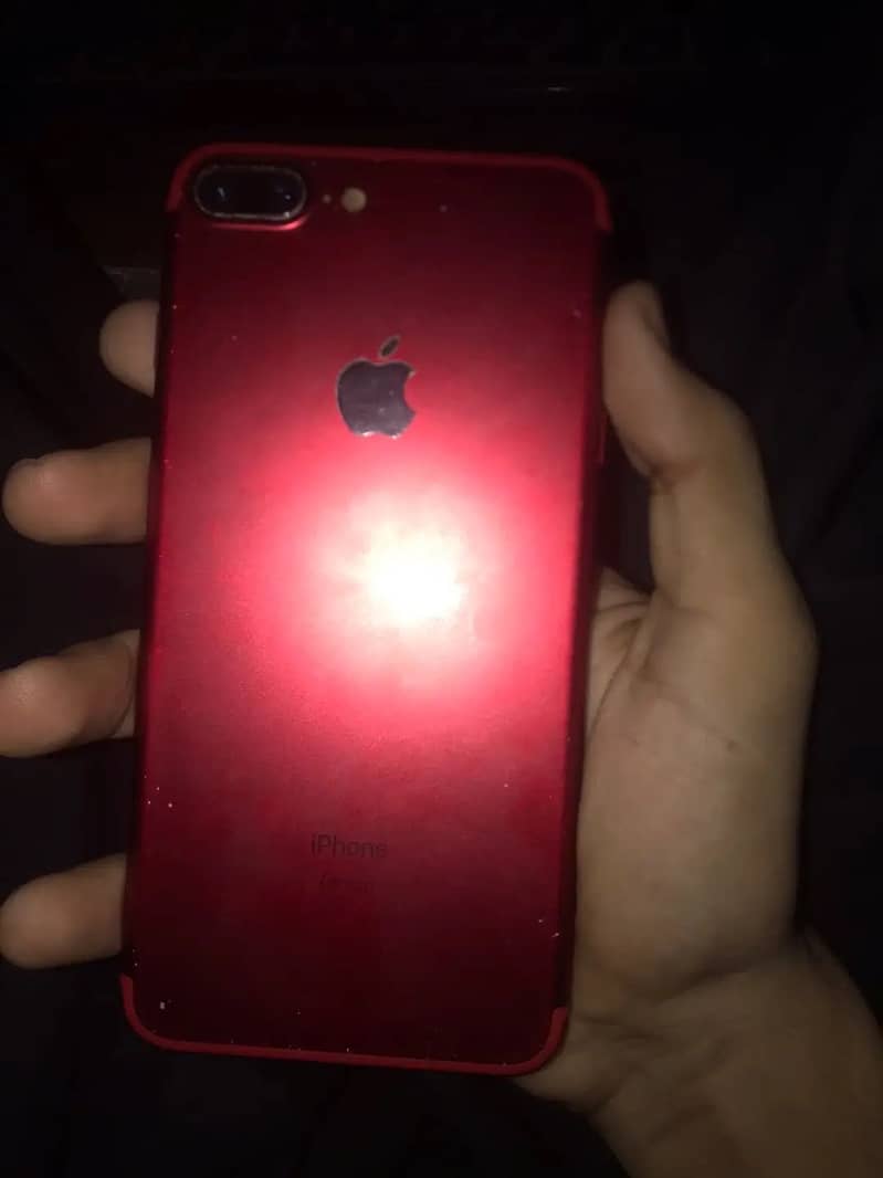 Apple iPhone 7 Plus 2