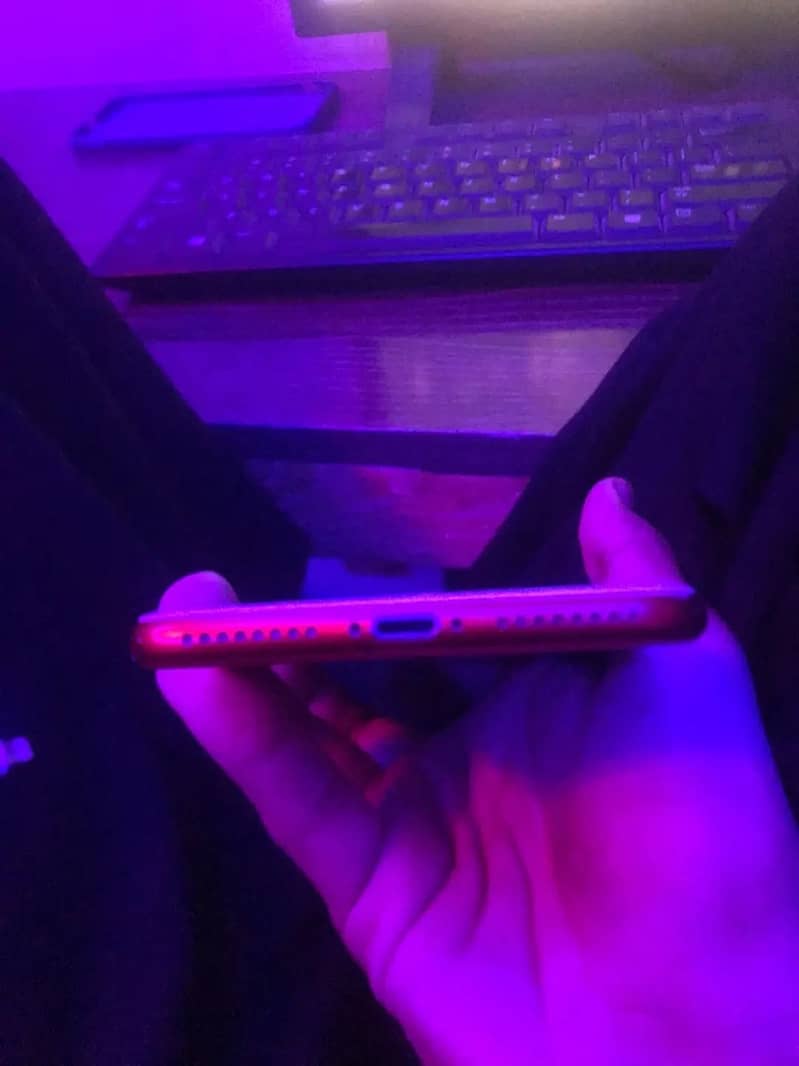 Apple iPhone 7 Plus 3