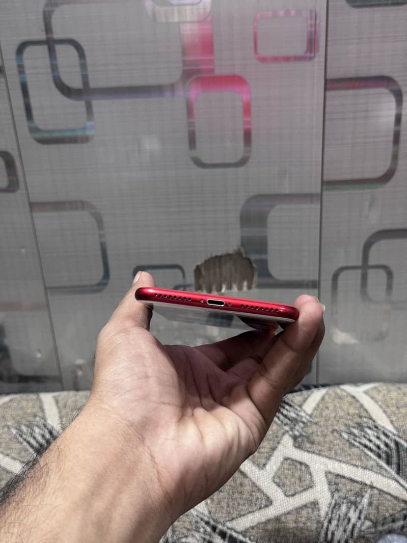 Apple iPhone 7 Plus 4