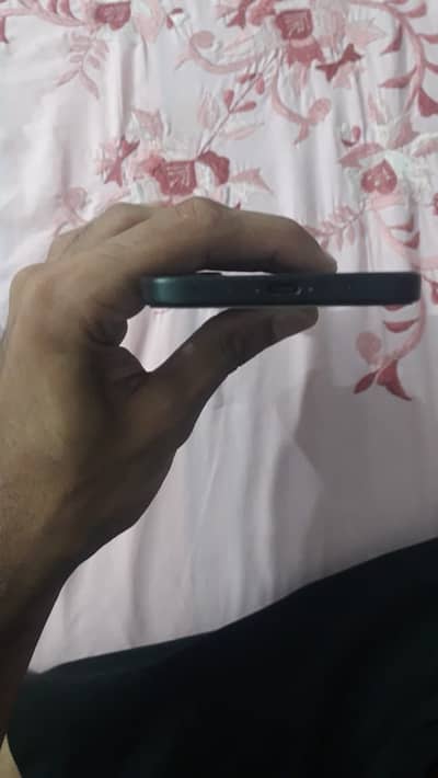 Apple iPhone 16 Plus