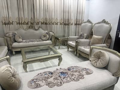 Royal style