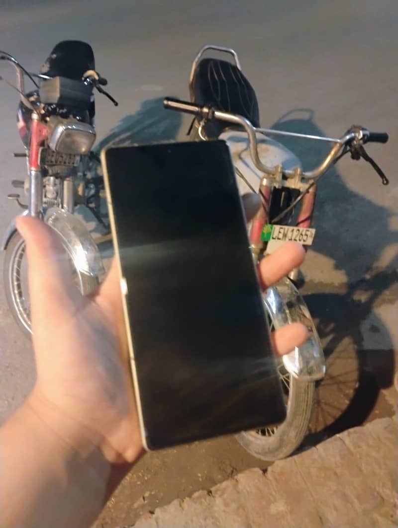 Infinix Note 50 4
