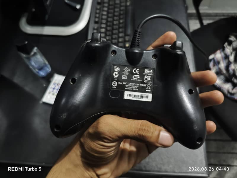 Xbox 360 wired controller 3