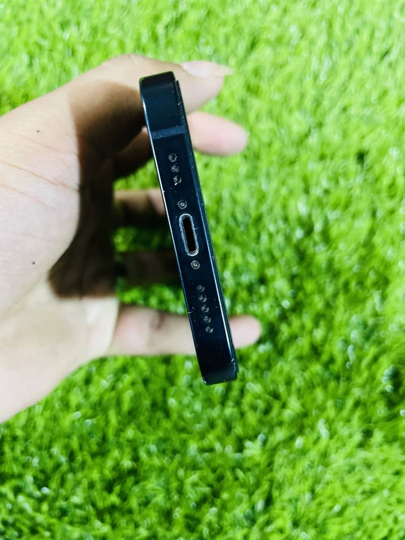 Apple iPhone 14 0