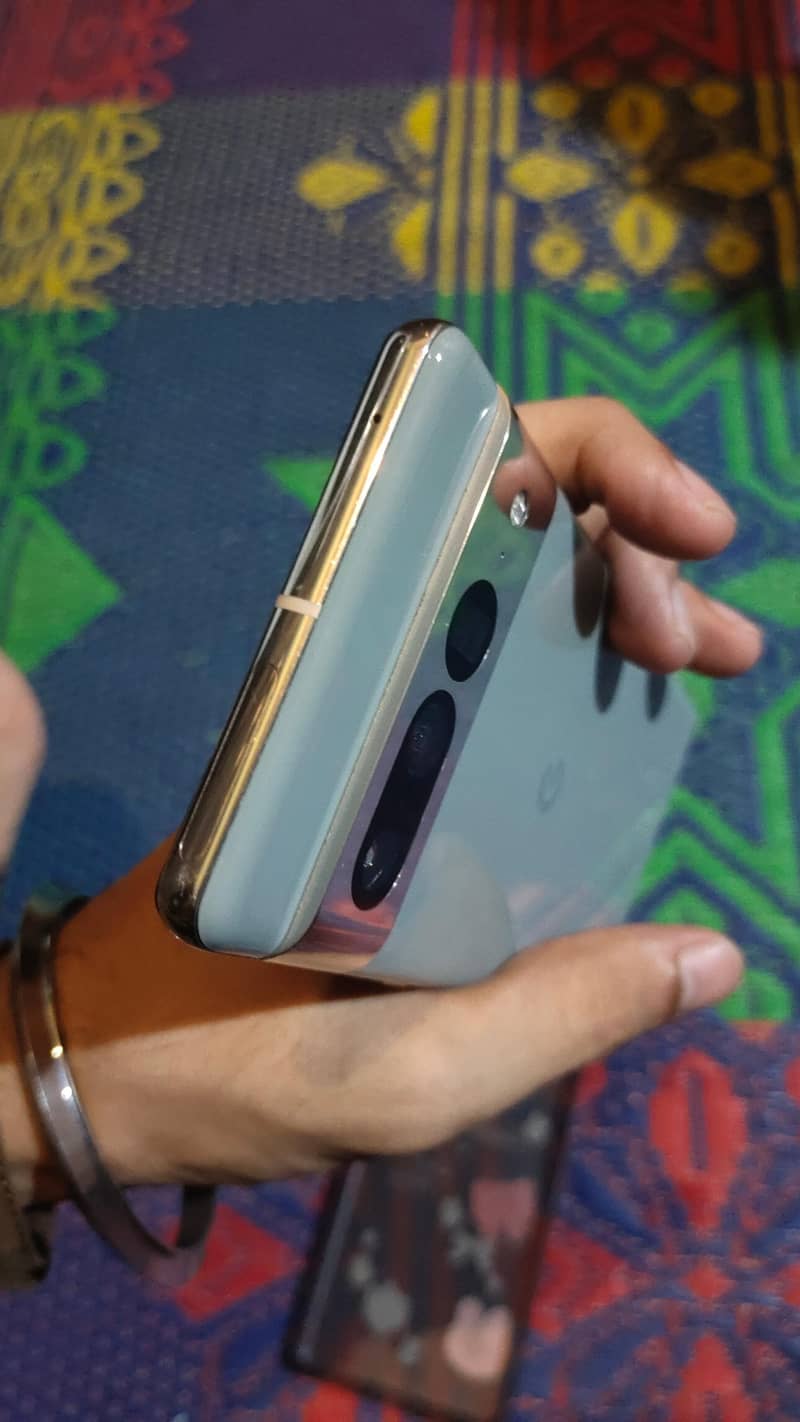 Google Pixel 7 Pro 2