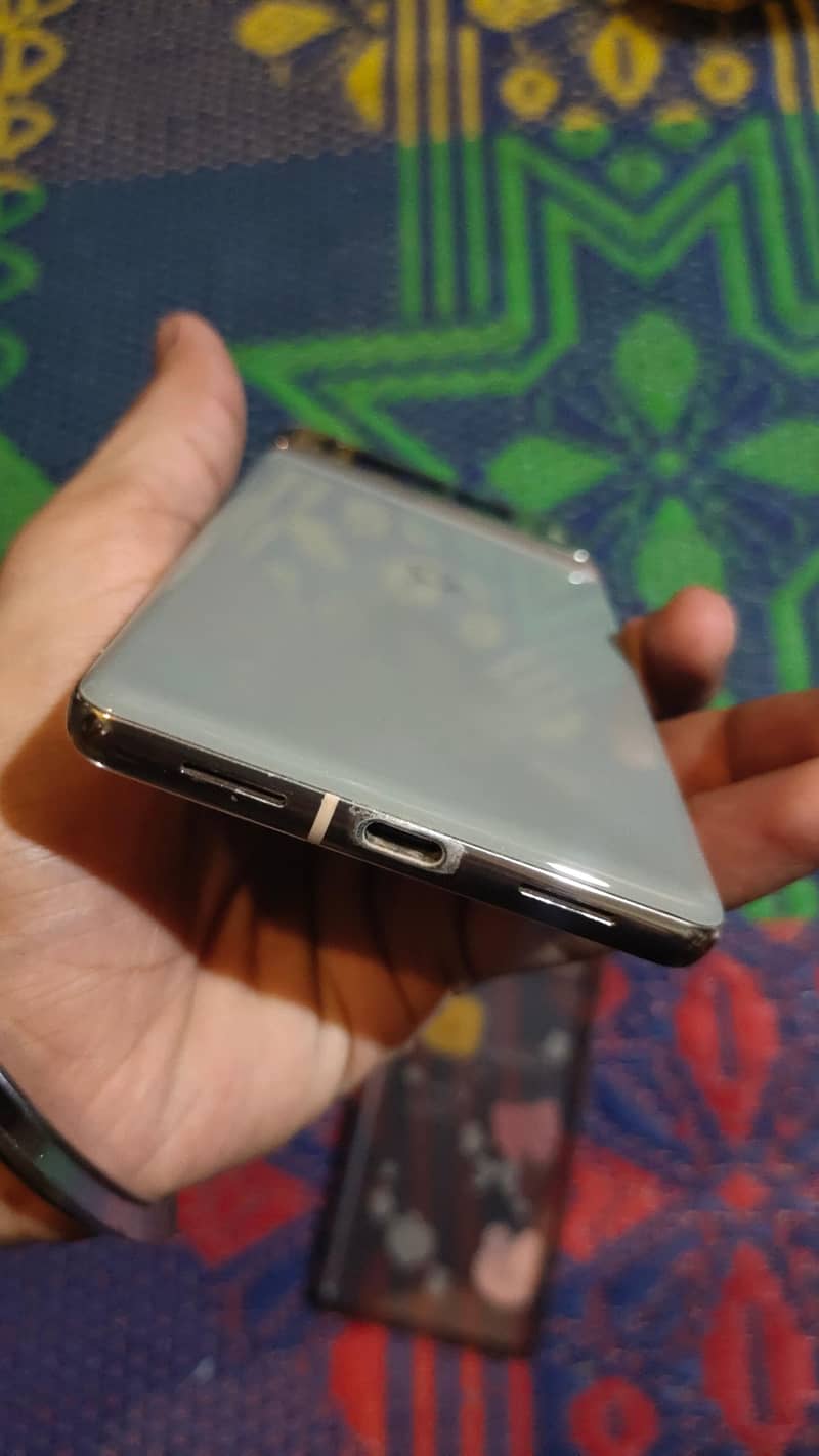 Google Pixel 7 Pro 6