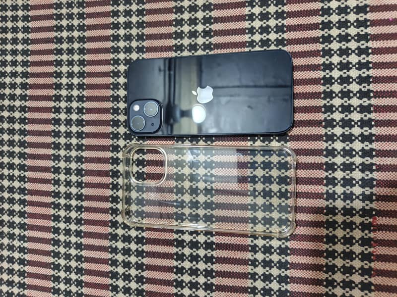 Apple iPhone 13 6