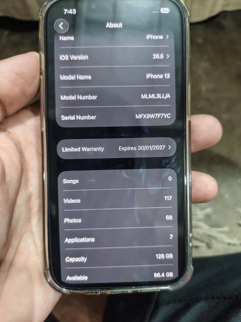 Apple iPhone 13 9