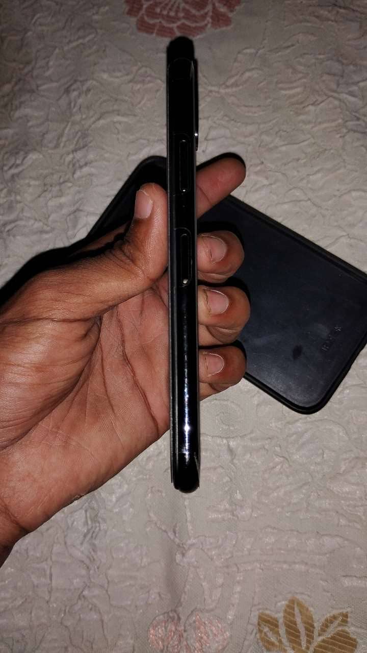 Apple iPhone X 1