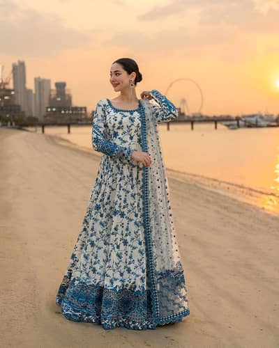 Faiza Saqlain Jehona Maxi
