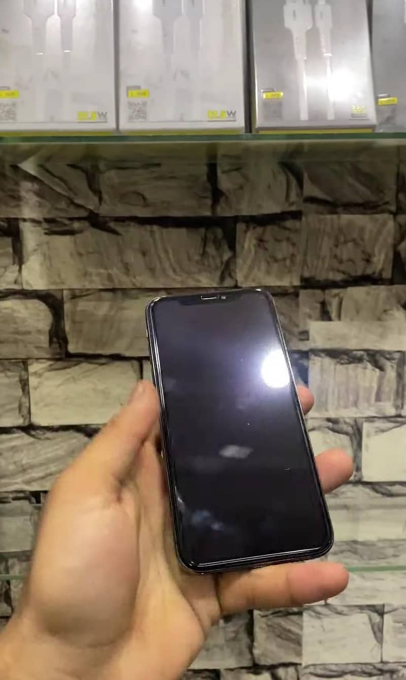 Apple iPhone X 2