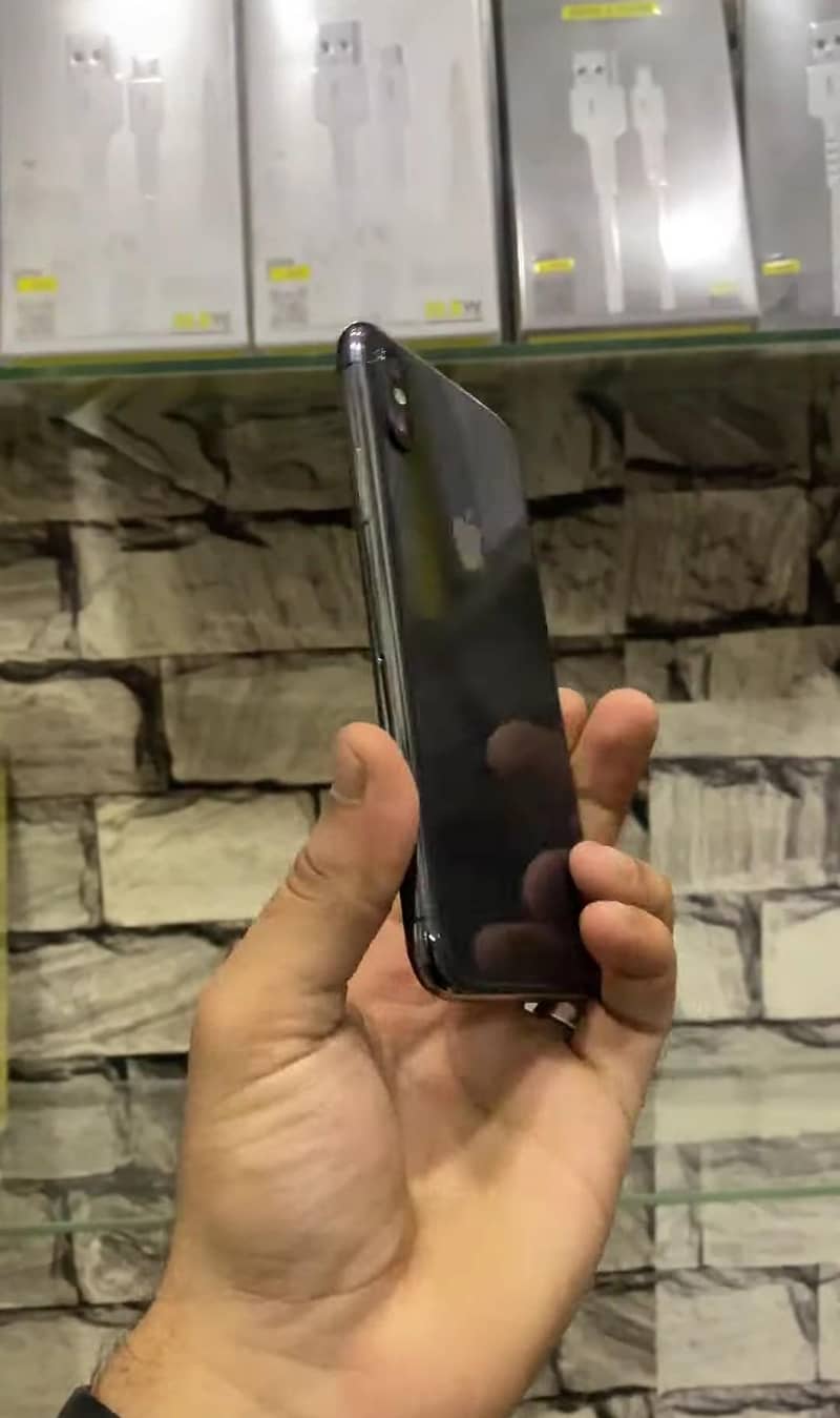 Apple iPhone X 9