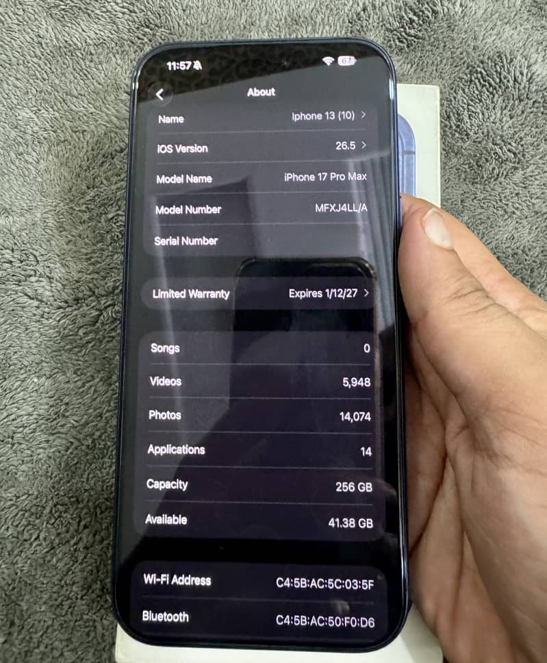 Apple iPhone 17 Pro Max 9