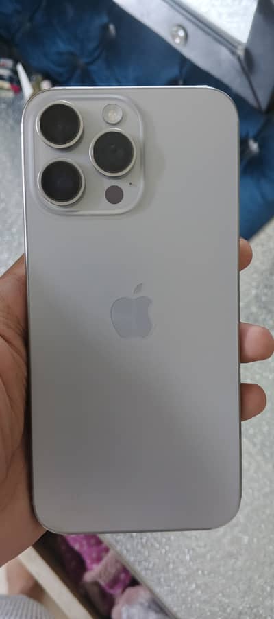 Apple iPhone 15 Pro Max
