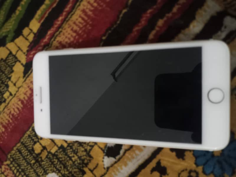 Apple iPhone 7 Plus 1
