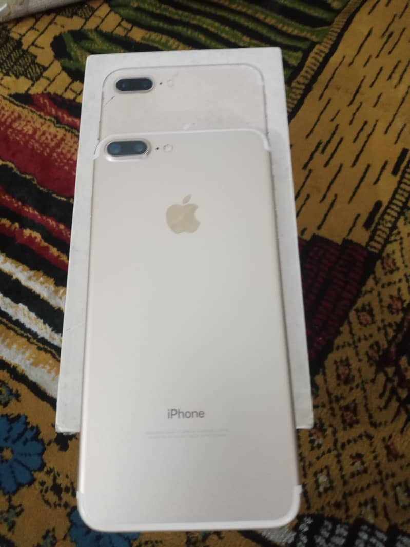 Apple iPhone 7 Plus 3
