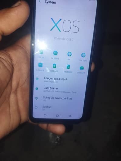 infinix hot 8 4/64 PTA ha box charger Sath hai no Open no repair
