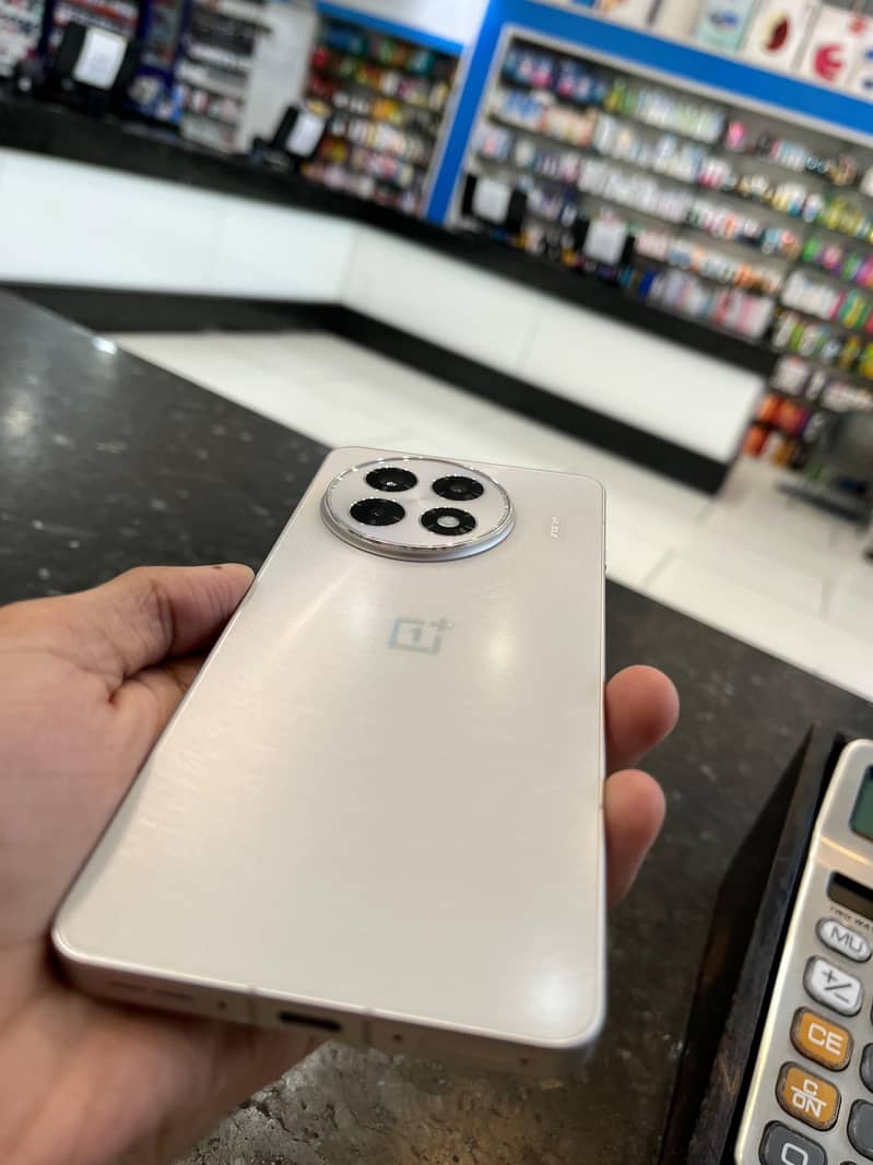 One Plus Ace 5 6