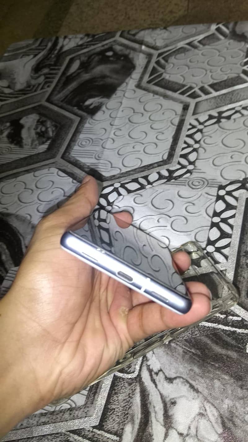 Google Pixel 7 3