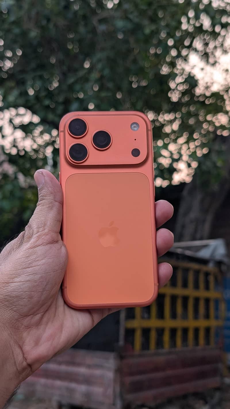 Apple iPhone 17 Pro 2