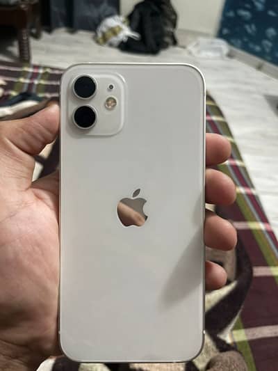 Apple iPhone 12