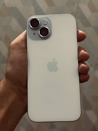 Apple iPhone 15