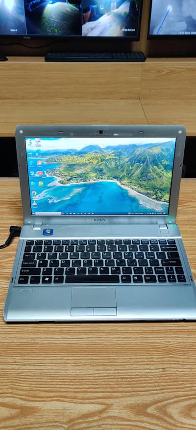 Sony Laptop For sale 4/128